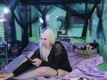 Squirtwerps Chaturbate stream image from December 30, 2025