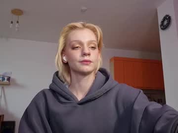 Lilliakoop Chaturbate stream image from December 30, 2025