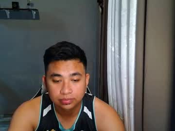 Bigdzaddybear23 Chaturbate stream image from December 30, 2025