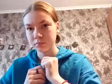 Sheriseneitz Chaturbate stream image from December 30, 2025