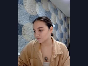 Hanclowerd Chaturbate stream image from December 30, 2025