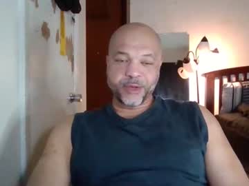Redbone441 Chaturbate stream image from December 30, 2025