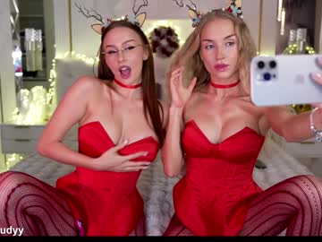Mia_Cloudy Chaturbate stream image from December 30, 2025