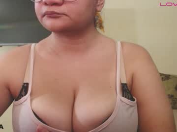 Camiilahotxxx Chaturbate stream image from December 30, 2025