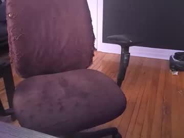 Antooo2000 Chaturbate stream image from December 30, 2025