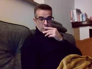 Simmeturbate Chaturbate stream image from December 30, 2025