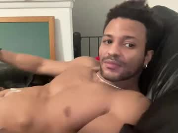 Hilariousandhung Chaturbate stream image from December 31, 2025