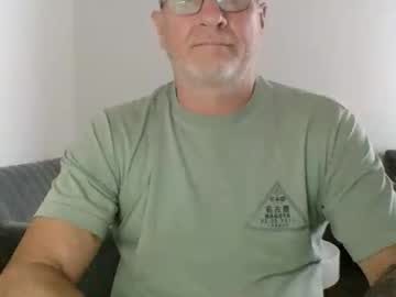 Moamale Chaturbate stream image from December 31, 2025
