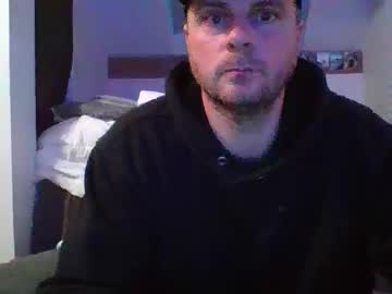 Thenaughtytradie Chaturbate stream image from December 31, 2025