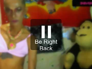 Julieth_Wolf Chaturbate stream image from December 31, 2025
