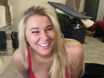 Livvymack Chaturbate stream image from December 31, 2025