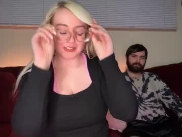 Vanillapuddingpie Chaturbate stream image from December 31, 2025
