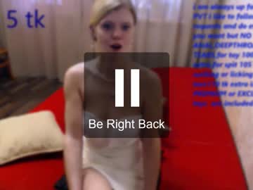 Decentwhore Chaturbate stream image from December 31, 2025