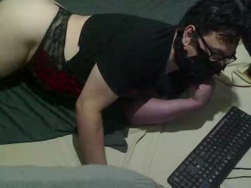Gugaboy2 Chaturbate stream image from December 31, 2025