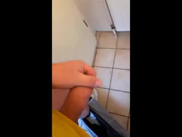 Latti40 Chaturbate stream image from December 31, 2025