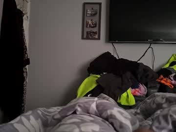 Giant122 Chaturbate stream image from December 31, 2025