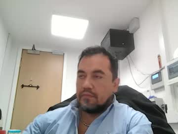 Edwill13 Chaturbate stream image from December 31, 2025