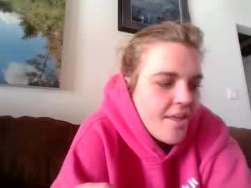 Freshwaternewf Chaturbate stream image from December 31, 2025