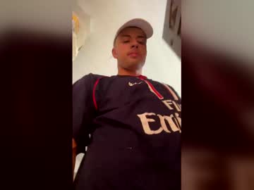 Taulerfox Chaturbate stream image from December 31, 2025