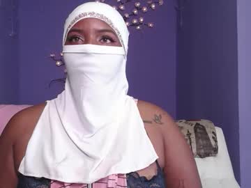 Chavelita_165 Chaturbate stream image from December 31, 2025