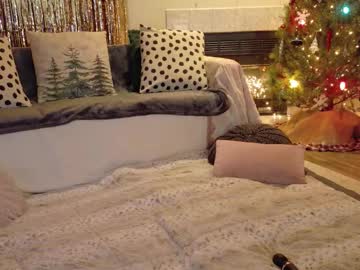 Cocodeville Chaturbate stream image from January 01, 2026