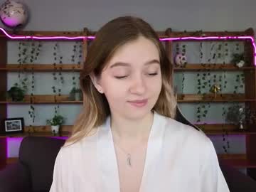 Ksuhesa Chaturbate stream image from January 01, 2026