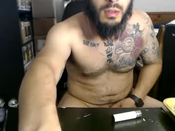 Miaking Chaturbate stream image from January 01, 2026
