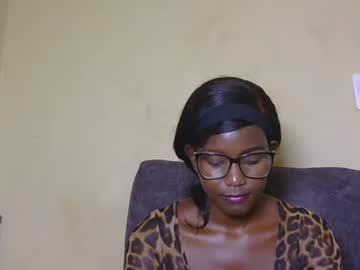Latiffaah_Xx Chaturbate stream image from January 01, 2026