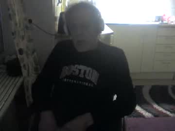8pierced8 Chaturbate stream image from January 01, 2026