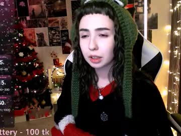 Julscinamon Chaturbate stream image from January 01, 2026