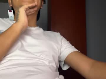 Ameweto989 Chaturbate stream image from January 02, 2026