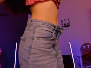 Leslie_Bird Chaturbate stream image from January 02, 2026