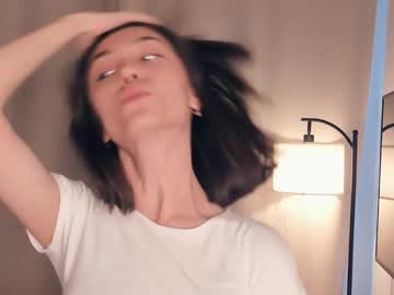 Charlinepiker Chaturbate stream image from January 02, 2026