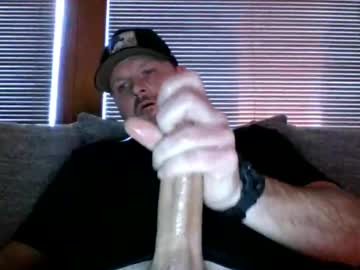 Bigapolllo Chaturbate stream image from January 02, 2026