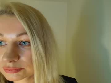 Avaluxe_ Chaturbate stream image from January 02, 2026