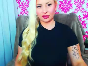 Luxuriaaa Chaturbate stream image from January 02, 2026