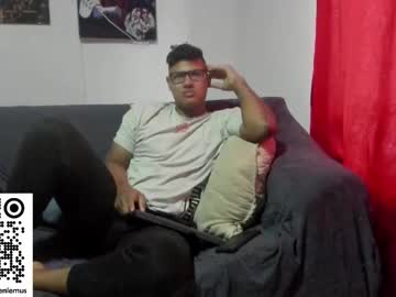 Darren_Garcia Chaturbate stream image from January 02, 2026