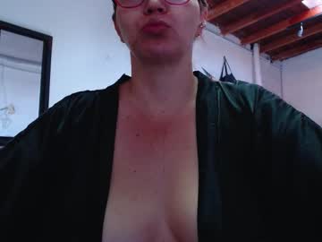 Isisduzan Chaturbate stream image from January 02, 2026