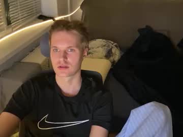 Leonnextdoor Chaturbate stream image from January 02, 2026