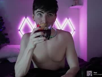 Alfiegreenxxx Chaturbate stream image from January 03, 2026