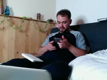 Dereck_Mills3 Chaturbate stream image from January 03, 2026