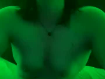 Stonerbitch1120 Chaturbate stream image from January 03, 2026