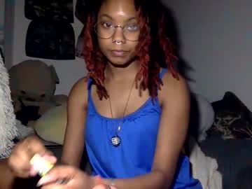 Tiny_Cupcake2 Chaturbate stream image from January 03, 2026