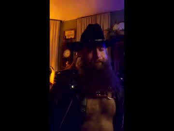 Hairyyungguy Chaturbate stream image from January 03, 2026
