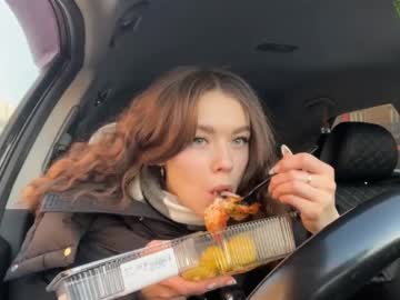Adelerusso_ Chaturbate stream image from January 03, 2026