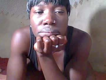 Devrielle Chaturbate stream image from January 03, 2026