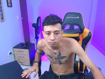 Saenz_Davis Chaturbate stream image from January 03, 2026