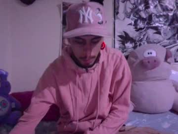 Smoker00teddybear Chaturbate stream image from January 03, 2026