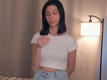 Charlinepiker Chaturbate stream image from January 03, 2026