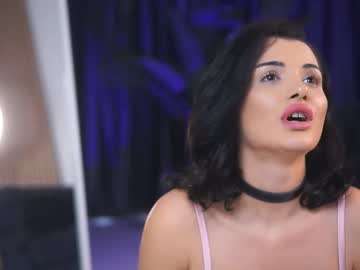 Naughtyychloe Chaturbate stream image from January 03, 2026